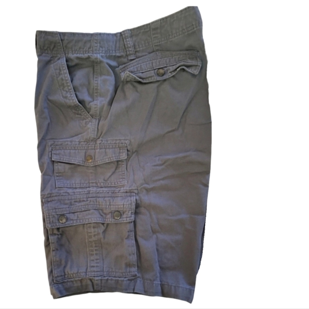 🪩 Iron Co. Cargo Shorts